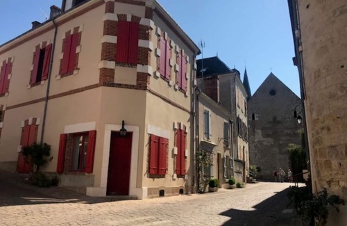Mennetou-sur-Cher Maison | Maison Jeanne d'Arc, au cœur de la cité médiévale