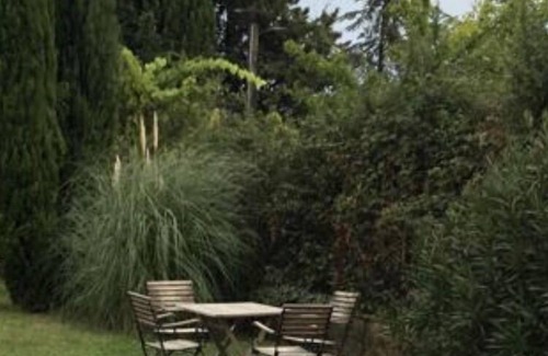 Monoblet Villa | Maison Le Rêve: Maison de vacances spacieuse avec piscine dans un cadre rustique