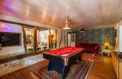 Trigueres Maison | Maison Les Deux Ailes, Parc arboré, billard et wifi à 1h30 de Paris