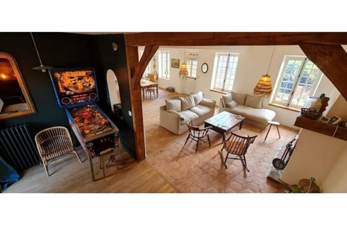 Ville-Saint-Jacques Maison | Maison lou cocotte