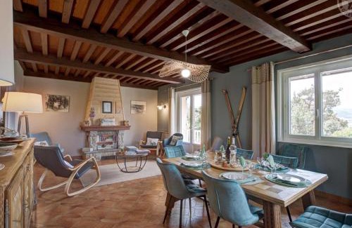 Saint-Georges-en-Couzan Maison | Maison lumineuse avec jardin, garage, jeux extérieurs, animaux acceptés - FR-1-496-291