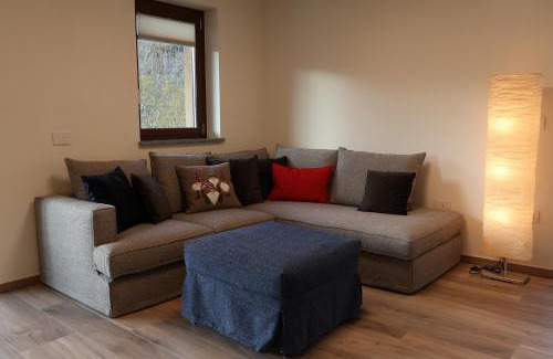 Aosta Appartement | Maison Miravalle WiFi Parcheggio Giardino