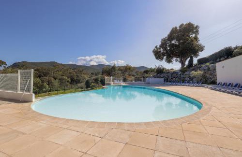 Lozari Appartement | MAISON MITOYENNE VUE MER WIFI PROCHE L'ILE ROUSSE