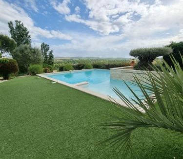 Beaumont-de-Lomagne Maison | maison moderne avec piscine