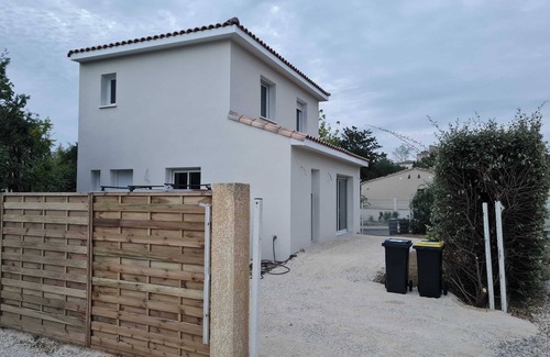 Euzet-les-Bains Maison | Maison Neuve sur Petit Terrain Dans Village Typique