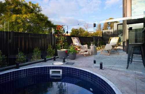 Daylesford Maison | Maison Noire- stunning Scandinavian design