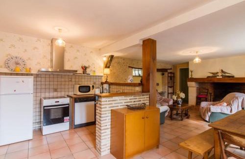Saint-Crepin-d'Auberoche Maison | Maison Périgourdine avec Jardin Clos, Proche Périgueux, 3 Ch, BBQ, WiFi, Equipements Bébé - FR-1-616-190