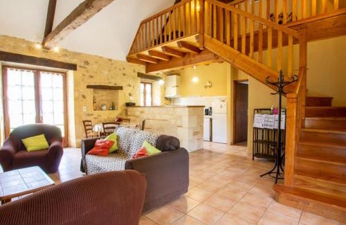 Saint-Avit-Riviere Maison | Maison Périgourdine avec Jacuzzi, Cheminée et Jardin près de Monpazier - FR-1-616-180