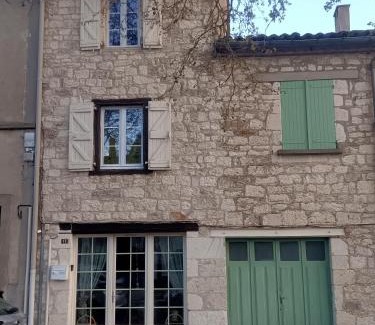 Montpezat-de-Quercy Maison | Maison paisible avec parking