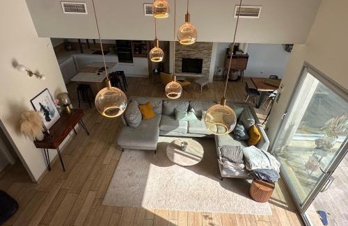 Salleles-d'Aude Villa | Maison paisible toute équipée, piscine chauffée