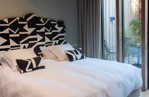 Le Bouscat Hôtel | Maison Pavlov