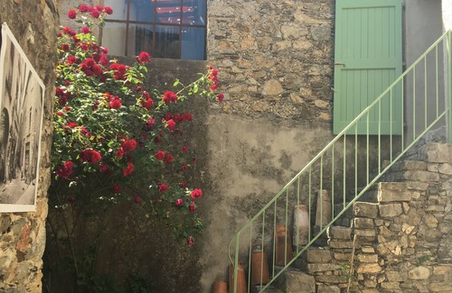 Breau-et-Salagosse Maison | Maison perchée sur les hauteurs cévennoles