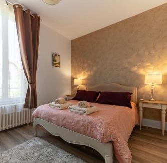 Cœur de Ville Maison | Maison Petillat - Calme en plein centre - 2 chambres 80m2, Wifi