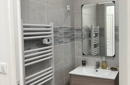 Boutiers-Saint-Trojan Maison | Maison Plain-pied Pied Avec 2 Chambres Makivka