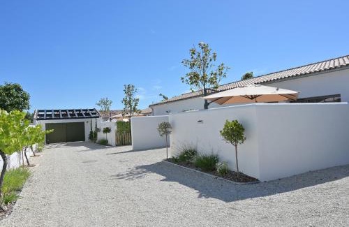 Saint Vivien Maison | Maison plain-pied 53m² avec terrasse et parking à St-Vivien - FR-1-706-36