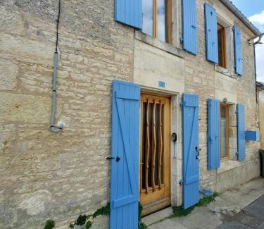 Coulon Maison | Maison plein centre COULON MARAIS POITEVIN