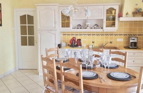 Brem Sur Mer Maison | Maison récente à la ferme avec jardin, terrasses, 4 chambres, proche plages et pêche privée - FR-1-426-86