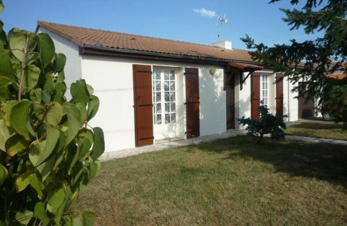 Saint-Denis-du-Payre Maison | Maison rénovée avec jardin clos, 3 chambres, wifi, vélos, proche Réserve du Marais Poitevin - FR-1-426-403