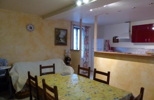 Bransat Maison | Maison rénovée avec SPA, proche vignoble, idéale familles - FR-1-489-294