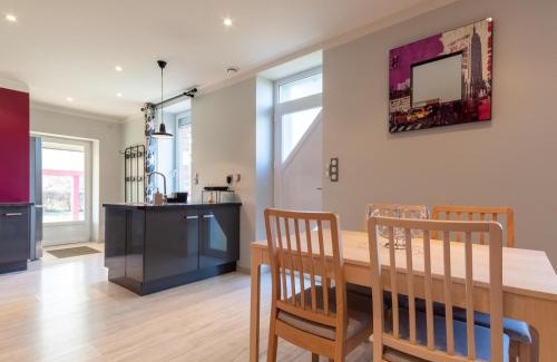 Soing-Cubry-Charentenay Maison | Maison rénovée en bord de Saône, pêche et détente - FR-1-583-300