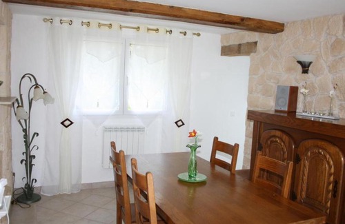 Monetay-sur-Allier Maison | Maison rénovée avec grand jardin, accès rivière, cheminée et tout confort à Monétay-sur-Allier - FR-1-489-110