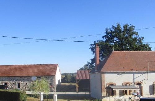 Cressanges Maison | Maison rénovée pour couple au cœur d'une ferme avec SPA - FR-1-489-579
