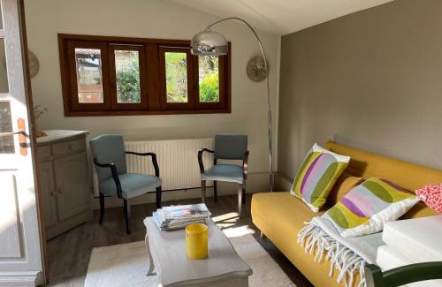 Jalogny Cabine | Maison Revenu