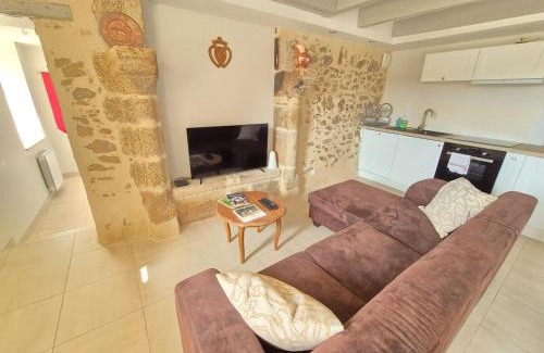 Saint-Michel-Mont-Mercure Appartement | Maison Sèvremont 6/8pers à 10min du Puy du Fou