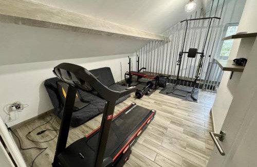 Saint-Just-Sauvage Maison | Maison Sauvage - Balnéo & Espace Fitness