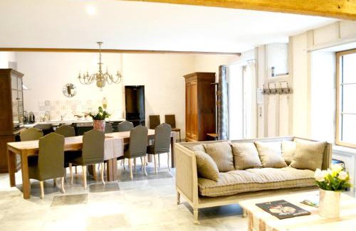 Cabariot Maison | Maison spacieuse à Cabariot