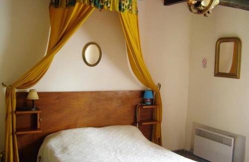 Camarade Maison | Maison spacieuse à Camarade avec grand jardin pour 15 personnes