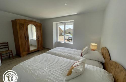 La Roche-sur-Yon Maison | Maison spacieuse avec spa et sauna, proche centre-ville, plages et sites touristiques de Vendée - FR-1-426-558