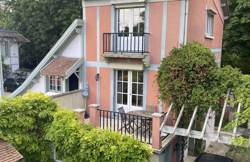 Le Port sous la Lune Maison | Maison sur propriété de charme avec accès privé aux bords de Marne