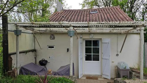Mouilleron-Saint-Germain Maison | Maison T2 Meublé à la campagne