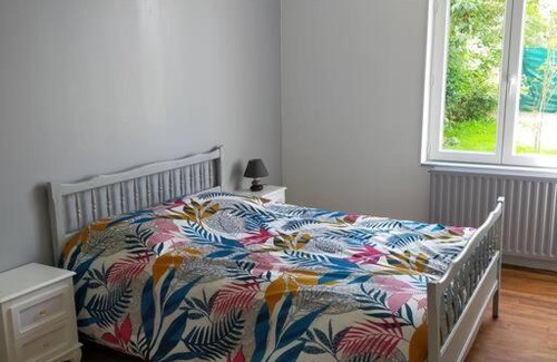 Saint-Benoit-du-Sault Maison | maison tout confort avec piscine