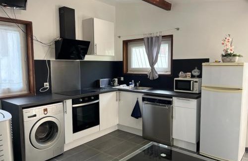 Grezieu-la-Varenne Maison | Maison toute équipée à Grézieu la Varenne