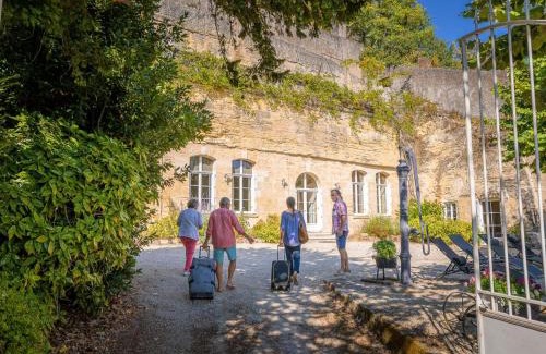 Vouvray Maison | Maison troglodyte élégante avec spa, salle de jeux et jardin clos à Vouvray - FR-1-381-87
