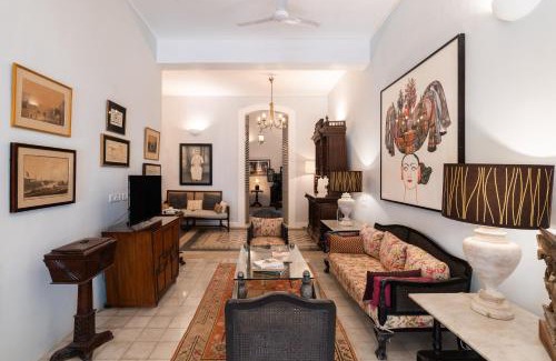 White Town Lit Et Petit-Déjeuner | Maison Twenty Six by LuxUnlock Private Villas