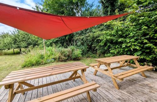 Lussac-Les-Eglises Maison | Maison typique en Berry avec jardin privatif, BBQ et parking - FR-1-591-598