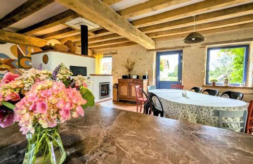 Lussac-Les-Eglises Maison | Maison typique en Berry avec jardin privatif, BBQ et parking - FR-1-591-598