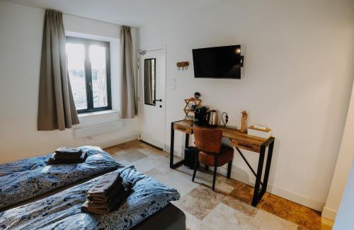 Beauraing Lit Et Petit-Déjeuner | Maison Ubuntu