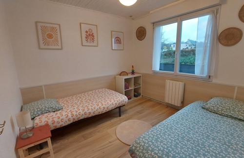 Locmaria-Plouzane Maison | Maison vue mer 4 Personnes, une Pause au Bout du Monde. Animaux Acceptés!