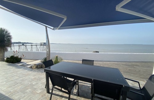 Angoulins Maison | Maison vue mer piscine chauffée sud La Rochelle 6 pers 3 ch 4 lits accès mer