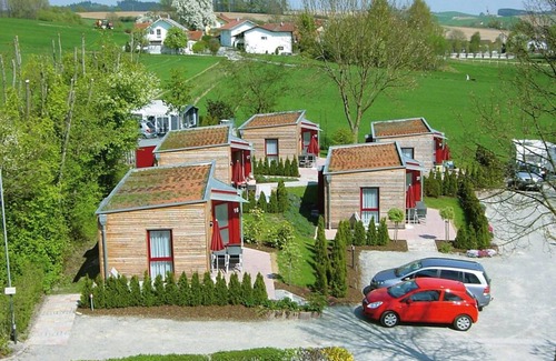Bad Griesbach im Rottal Appartement | Apartamento duplex con terraza y wifi gratis.