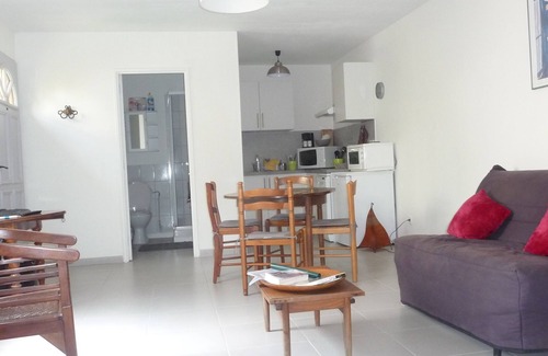 Adamville Maison | Maisonnette 36m2 avec terrasse verte privative , au calme et au pied de Paris