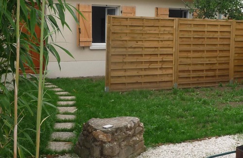 Adamville Maison | Maisonnette 36m2 avec terrasse verte privative , au calme et au pied de Paris