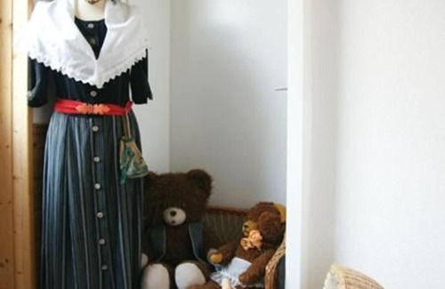 Vetschau/Spreewald Cottage | Maisonette with 2 bedrooms + 2 bathrooms - Apartmenthaus Antik Spreewald