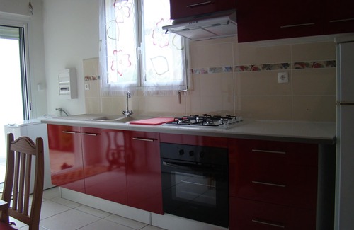 Saint-Pierre Maison | Maisonnette avec mezzanine,clim,parking ,internet wifi,calme.Classé 3 étoiles.