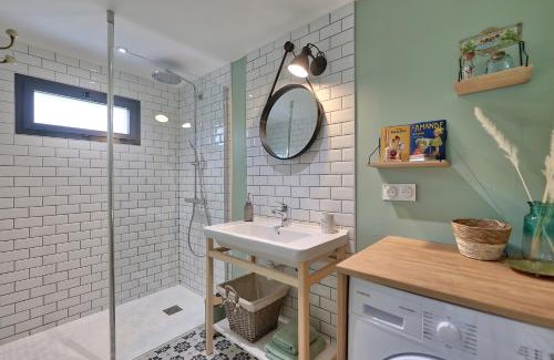 Haute-Goulaine Maison | Maisonnette avec terrasse et parking - Madeleine, il était une fois