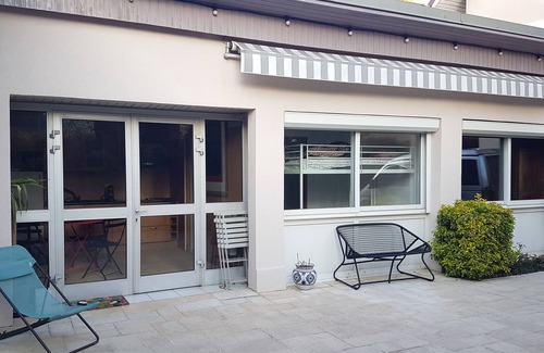 Chambery Chalet De Ski | Maisonnette avec terrasse/piscine en centre ville de Chambery